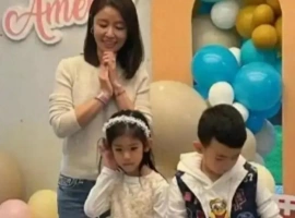 49 岁林心如素颜遛娃被拍！8岁女儿颜值惊艳，豪门日常这么接地气-西瓜资源分享网